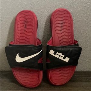 Nike Air Lebron Slide 3